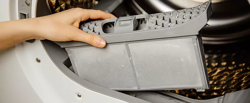 Signs Of A Clogged Dryer Lint Trap in Greeneville, Tennessee